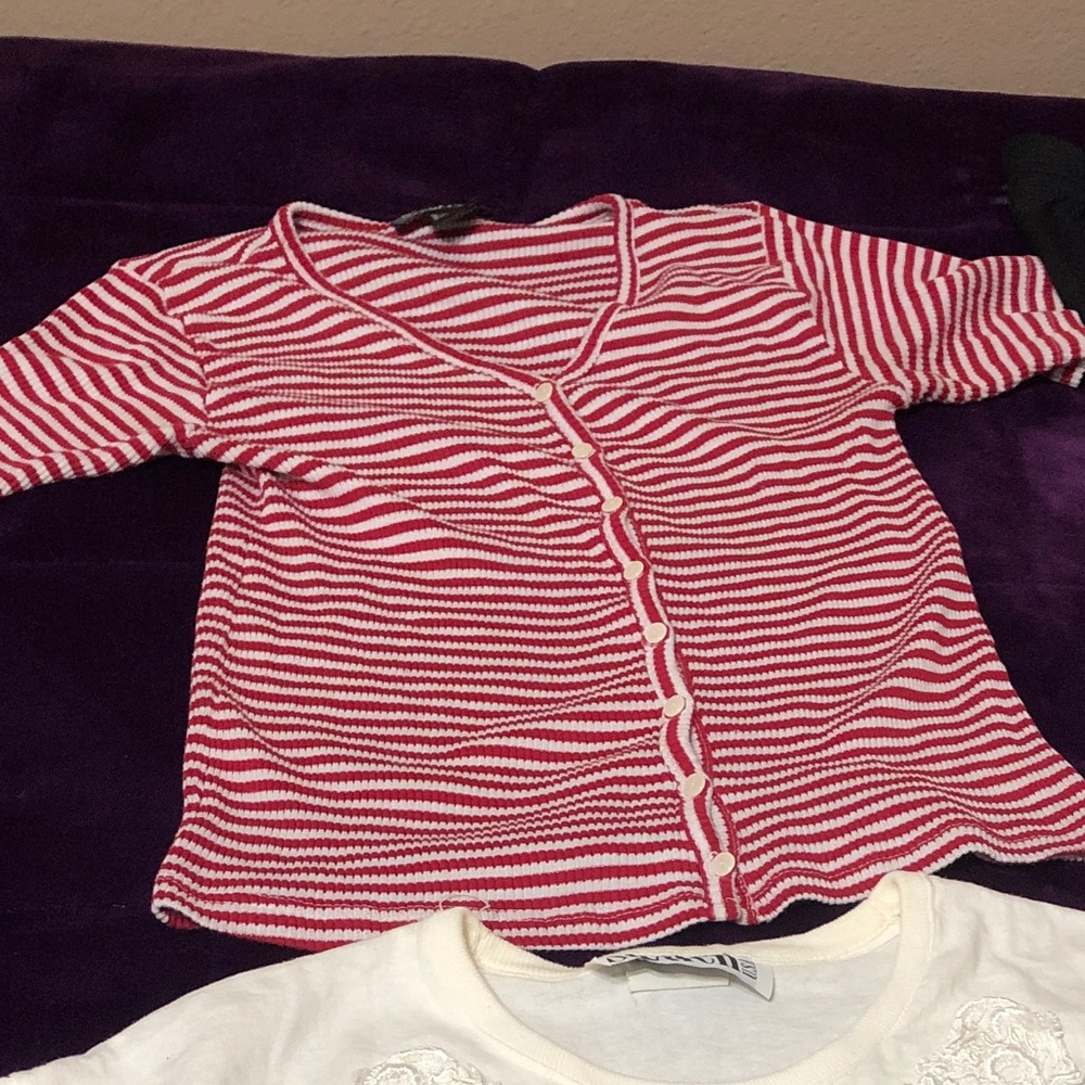 Striped red shirt  ❤️